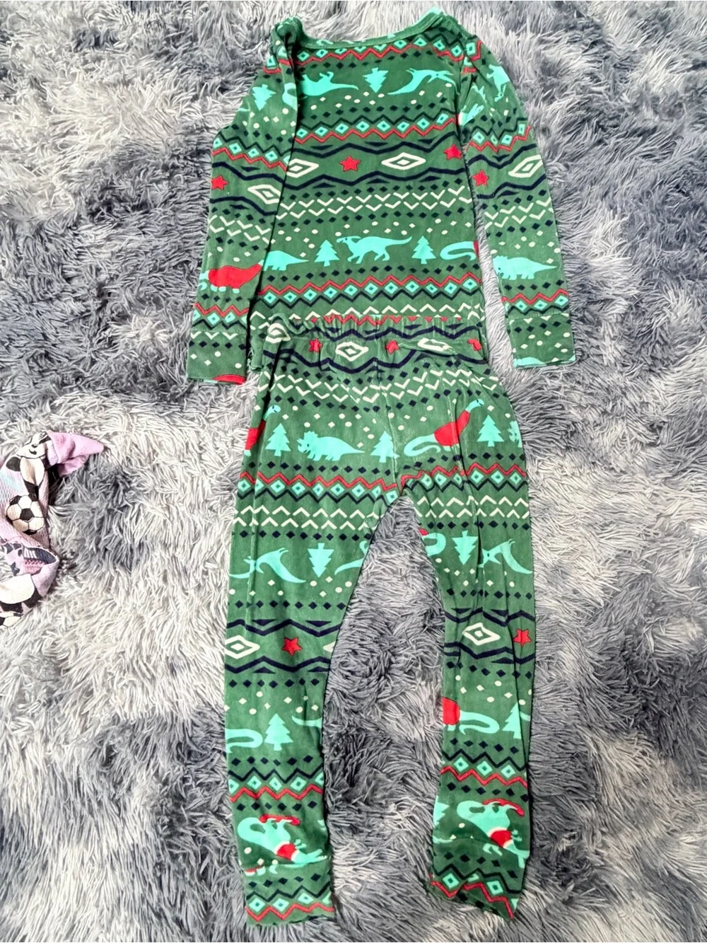 Boys 4T Green Dino Print Pajama Set Velour Cozy Holiday Dinosaur theme matching